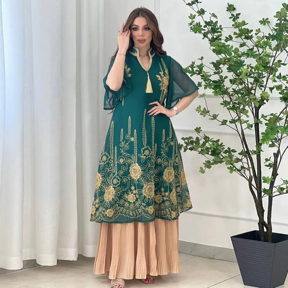 Groothandel Nieuwe Aankomst Ramadan Eid Jalabiya Mode Moslim Dubai Abaya Jurk Marokkaanse Kaftan Jalabiat Vrouwen Gewaad