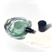 Usine vente boîte de parfum bouteilles de pulvérisation en verre 50ml emballage d'épices transparentes bouteilles de parfum uniques en forme de pomme
