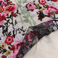 Tissu en maille tricotée jacquard multicolore brodé de sequins pour robes de mariée et de soirée - Matière légère en poly/PET