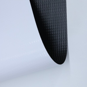 Bannière publicitaire semi-brillante 440 g/m² en PVC vinyle imprimé sur mesure, rouleau de bannière frontlit pour affichage publicitaire - Product Image 3