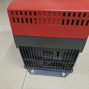 มอเตอร์ AC 31C110-503-4-00 15KW สำหรับระบบอัตโนมัติในอุตสาหกรรม (พลาสติกและอะลูมิเนียม) 31C110-503-4-00 31C110-503-4-00 15KW - Product Image 2
