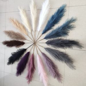 Nouveau Bouquet <span class=keywords><strong>de</strong></span> décoration multicolore <span class=keywords><strong>de</strong></span> 43 pouces 110cm emballé grand moelleux <span class=keywords><strong>fausse</strong></span> <span class=keywords><strong>herbe</strong></span> <span class=keywords><strong>de</strong></span> <span class=keywords><strong>pampa</strong></span> artificielle pour l'obtention du diplôme et Pâques - Product Image 2