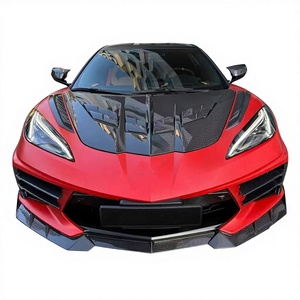 Kit carrosserie en fibre de carbone sèche pour Chevrolet Corvette C8, comprenant un diffuseur avant, un spoiler, un capot et un pare-chocs. - Product Image 1