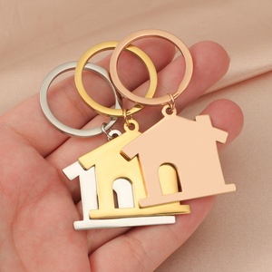 Llavero de Cadena de Eslabones de Acero Inoxidable con Forma de Casa Personalizada, Colgante Hueco Chapado en Oro de 18K, Joyería de Moda Unisex - Product Image 3