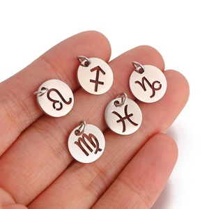 12 colgantes de acero inoxidable del horóscopo ahuecados Sagitario Piscis Libra Gemini constelaciones encantos accesorios de joyería para mujer - Product Image 4