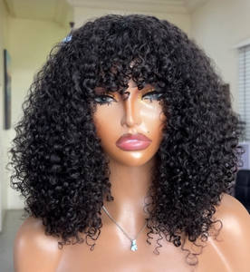 Parrucca corta brasiliana riccia capelli umani 230g <span class=keywords><strong>parrucche</strong></span> senza colla di colore naturale con frangia Remy vergine parrucca riccia fatta a macchina - Product Image 1