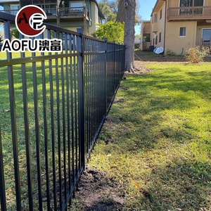 Diseño Popular 6ftx8ft Valla soldada de acero de zinc Antirrobo Tubo cuadrado negro Valla de protección para jardín - Product Image 2