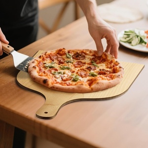 Set di 2 Paletta per <span class=keywords><strong>Pizza</strong></span> <span class=keywords><strong>in</strong></span> Legno, Spatola per <span class=keywords><strong>Pizza</strong></span> per Cuocere e Trasferire, Grande Tagliere <span class=keywords><strong>in</strong></span> Legno per Forno - Product Image 4
