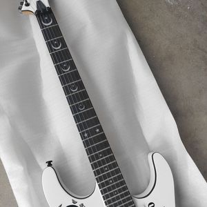 Guitarra eléctrica Custom Shop KH-2 <span class=keywords><strong>ESP</strong></span> con trémolo, diapasón de palisandro, fondo/lados de caoba en acabado Cynthia White - Product Image 6
