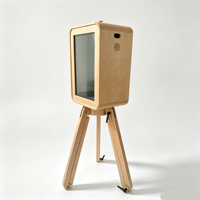Cabina de Fotos Vintage de Madera con Doble Pantalla de 18.5 Pulgadas, Trípode Plegable, Kiosco de Autoservicio Compatible con iPad y DSLR para Alquiler en Fiestas y Bodas
