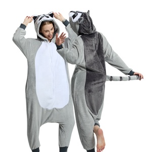 Disfraz de Oso para Pijamas, Mono Divertido para Adultos, Parejas, Ropa de Dormir Térmica con Capucha, 100% Poliéster, Excelente Regalo de Navidad - Product Image 4