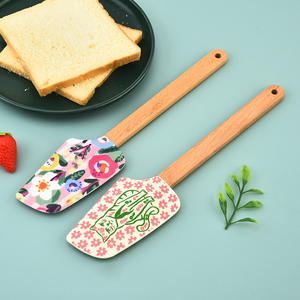 Fabricante al por mayor espátula de silicona con raspador de mermelada desmontable con mango de madera cuchillo para hornear crema pastelera mantequilla para uso doméstico - Product Image 1