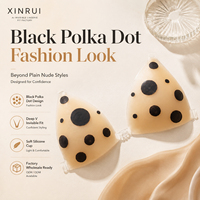 Sujetador de silicona XINRUI con escote en V profundo y realce triangular para vestidos sin tirantes ni espalda, con tallas de copa personalizables y embalaje en caja de venta al por menor.