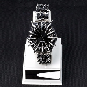 Reloj de Acero Inoxidable Personalizado para Hombre, Estilo Industrial, Postapocalíptico, Resistente, Correa de Metal, Accesorio Audaz - Product Image 5