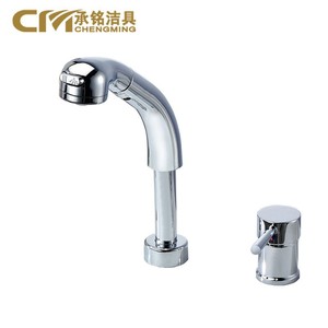 Grifo de Lavabo Chengming de 2 Orificios, Monomando Extraíble con Rociador, Montaje en Cubierta, Estilo Moderno, Válvula de Cerámica - Product Image 1
