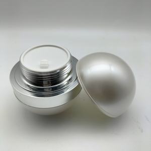 Botella de vacío de plástico Mi socio de la empresa acaba de regresar de Indonesia. Botellas de crema de embalaje botella de emulsión conjunto esencia - Product Image 3