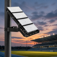 Projecteurs LED industriels à longue portée super lumineux 1200W 1600W avec réflecteur en aluminium, focalisation SMD3030, 220V AC pour extérieur