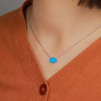 Collar Místico de Plata de Ley 925 con Ópalo que Irradia Encanto Etéreo y Brillo Multicolor