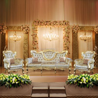 Canapé modulable 3 places en bois massif ROMAWI, design personnalisé, peint en or, pour mariage et salon