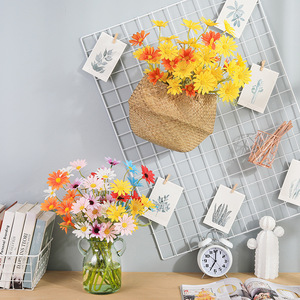 Flores Artificiales de Margarita, de Plástico y Seda, Decoración para el Hogar, para Sala de Estar y Accesorios de Fotografía - Product Image 3