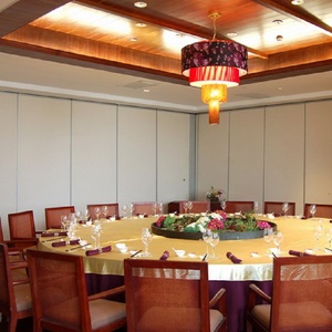 Acoustique cloison amovible 65 mm <span class=keywords><strong>cloisons</strong></span> mobiles pour la salle de banquet de l'hôtel - Product Image 1