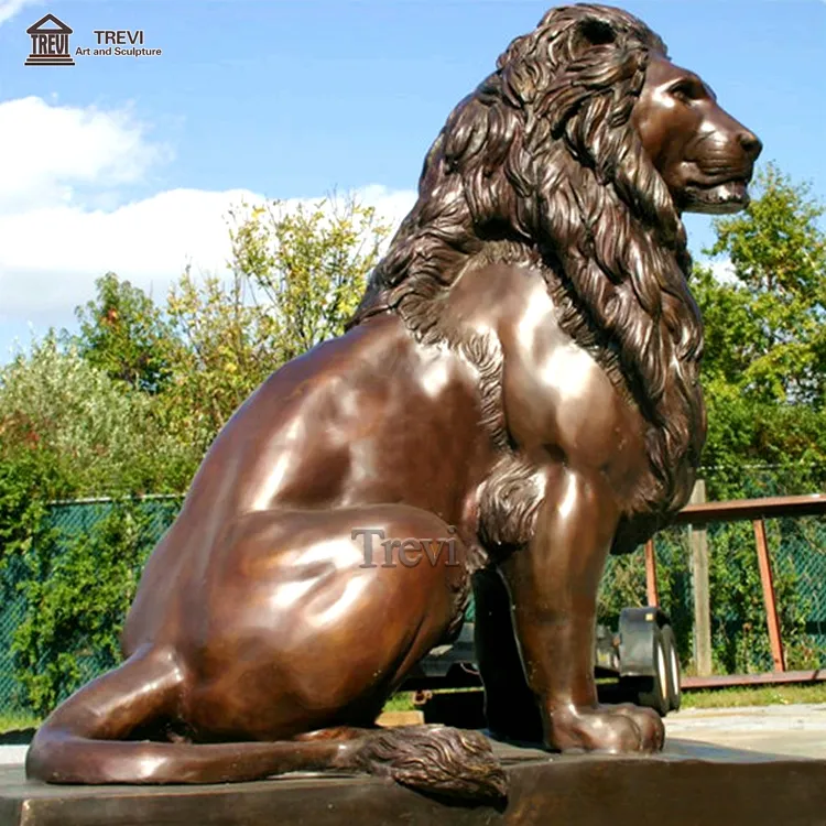 Décoration de jardin Sculpture animalière en métal grandeur nature Statues de lion assis en bronze pour l'extérieur