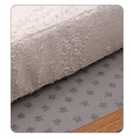 Lit surélevé pour animaux de compagnie en bois massif minimaliste avec coussin rebondi moelleux et matelas texturé lavable