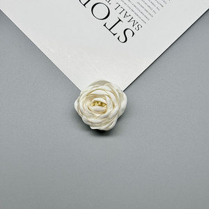 Flores de tela 3D de 3.5 cm, rosas de tela hechas a mano para bodas, joyería, zapatos, sombreros, broches, accesorios para el cabello - Product Image 4