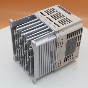 Nouveau Original CIMR-VU4A0004FAA REV. Convertisseur de fréquence D 380-480V 4.3/3.2A - Product Image 2