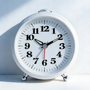 Réveil silencieux à cadran lumineux blanc de 4 pouces avec grands chiffres pour la vision nocturne - Product Image 3