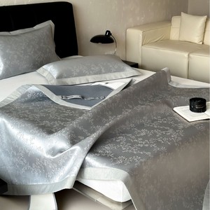 Hongchang Ice <b>Silk</b> Mat Three-Piece Set 1.5m 1.8m Bed Summer Cooling Fitted <b>Sheet</b> Breathable Jacquard Adult - Product Image 2