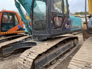Excavadora de cadenas usada Kobelco SK210E/SK200D/SK210D/SK210LC con componentes hidráulicos Kawasaki en stock para la venta en Shanghái - Product Image 2
