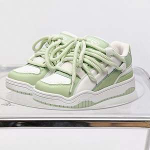 Chaussures de sport et de marche personnalisées pour femmes, légères, respirantes, à talons épais et massantes, idéales pour la course décontractée estivale - Product Image 4