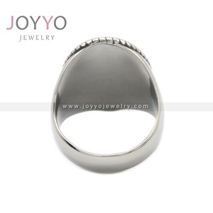 Anillo de Sello Único <span class=keywords><strong>para</strong></span> Estilistas, Anillo de Acero Inoxidable con Peine y Tijeras <span class=keywords><strong>para</strong></span> Hombres y Mujeres, Anillos Punk <span class=keywords><strong>para</strong></span> Motociclistas, Joyería, el Mejor <span class=keywords><strong>Regalo</strong></span> <span class=keywords><strong>para</strong></span> un <span class=keywords><strong>Amigo</strong></span> - Product Image 4