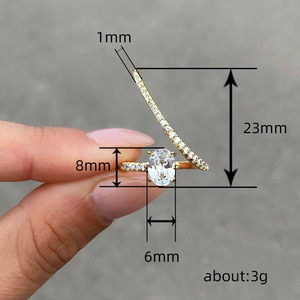 Q563 Anello di fidanzamento da donna in oro bianco con diamante naturale taglio ovale e diamanti laterali colore G - Product Image 5