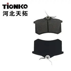 Vente en gros de plaquettes de frein à disque 8E0698451 plaquettes de frein D340 pour Audi A3 A4 2010 Q7 <span class=keywords><strong>Volkswagen</strong></span> Golf Polo Passat 2005 - Product Image 1