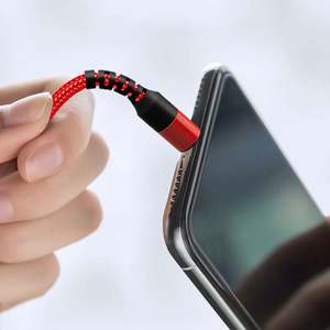 Vendedor nuevo diseño 1 metro <span class=keywords><strong>2</strong></span> <span class=keywords><strong>metros</strong></span> personalizado Teléfono celular Carga 3 en 1 <span class=keywords><strong>Cargador</strong></span> de teléfono 3 en 1 cable USB - Product Image 3