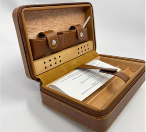 Humidor de Cigarros de Cuero Estilo Americano, Portátil, para Viaje, Estuche para 4 Cigarros, de Madera de Cedro, Resistente a la Humedad, Ecológico, con Encendedor - Product Image 2