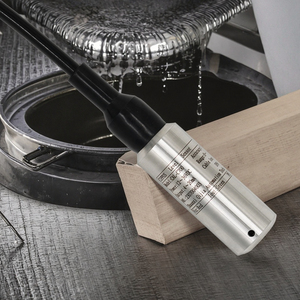 Oem rs4,20ma خزان ديزل مستوى خزان المياه IP68 Ss304 Lcd محول مستشعر مستوى غاطس مع مقياس عمود خفيف - Product Image 2