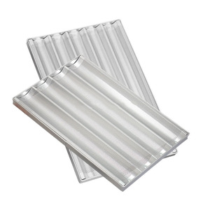 Plaque de cuisson en aluminium courbée de haute qualité pour baguettes, idéale pour la cuisson en gros - Product Image 1