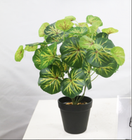 Monstera artificiel en pot, réaliste au toucher, pour la décoration intérieure du salon, de la maison moderne ou du bureau.