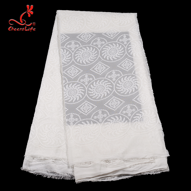 100% Polyester 2020 Luxe Dernière Maille Filet Blanc Broderie Française Robe De Mariée En Dentelle Tissu