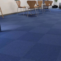 Dalles de moquette carrées antidérapantes en nylon 100% coloré, 50*50cm, avec support en PVC, résistantes aux taches, pour usage commercial intensif