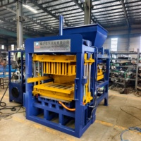 Machine automatique de fabrication de blocs de béton QT4-15B pour la production de matériaux de construction