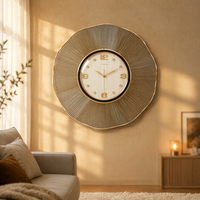 Horloge murale suspendue en métal à quartz squelette doré traditionnelle de luxe pour la décoration de salon