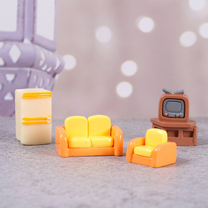 Juego de muebles en miniatura, sofá de simulación, televisor, panificadora, bote de basura, accesorios para casa de muñecas, juguetes de resina para niños de 5 a 7 años - Product Image 2