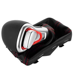 Housse de pommeau de levier de vitesse en cuir pour Audi A4 A6, transmission automatique, noir avec surpiqûres rouges, style classique - Product Image 2