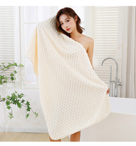 Meilleure Vente Ensemble <span class=keywords><strong>de</strong></span> Serviettes <span class=keywords><strong>de</strong></span> <span class=keywords><strong>Bain</strong></span> en Microfibre en Gros, <span class=keywords><strong>Serviette</strong></span> Personnalisée en Polaire Corail Épaisse - Product Image 4