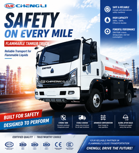 Camion-citerne Sinotruk Howo 4x2 à double réservoir 2000L+2000L pour le transport mobile de carburant essence et diesel à vendre - Product Image 1