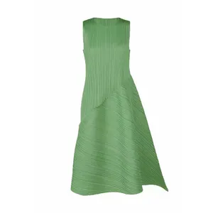 OEM Customized Free Size Women Casual Long Dresses Stripe Sleeveless Summer Dress Fashion Green Color Dress